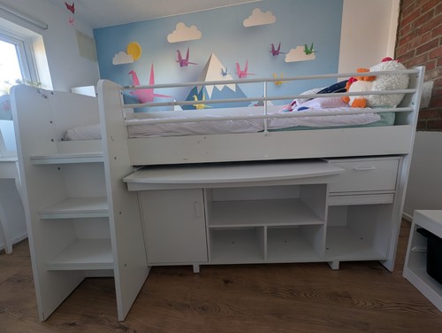 Mid sleeper with pull out - mid,