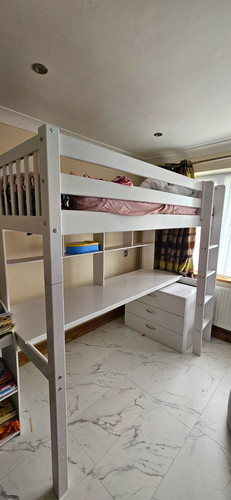 White wooden single cabin high - white,